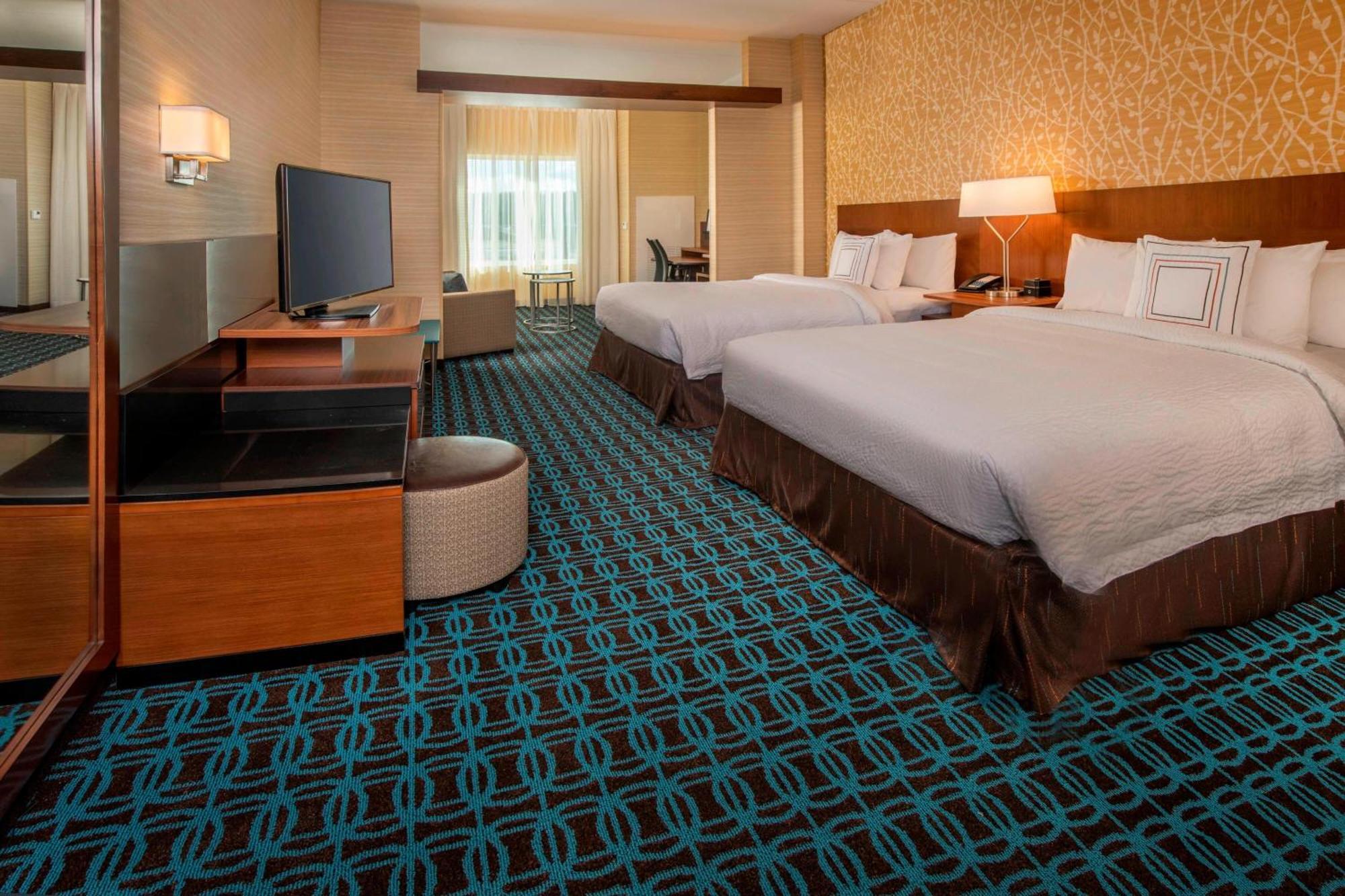 Fairfield & By Marriott Harrisburg International Airport Hotel